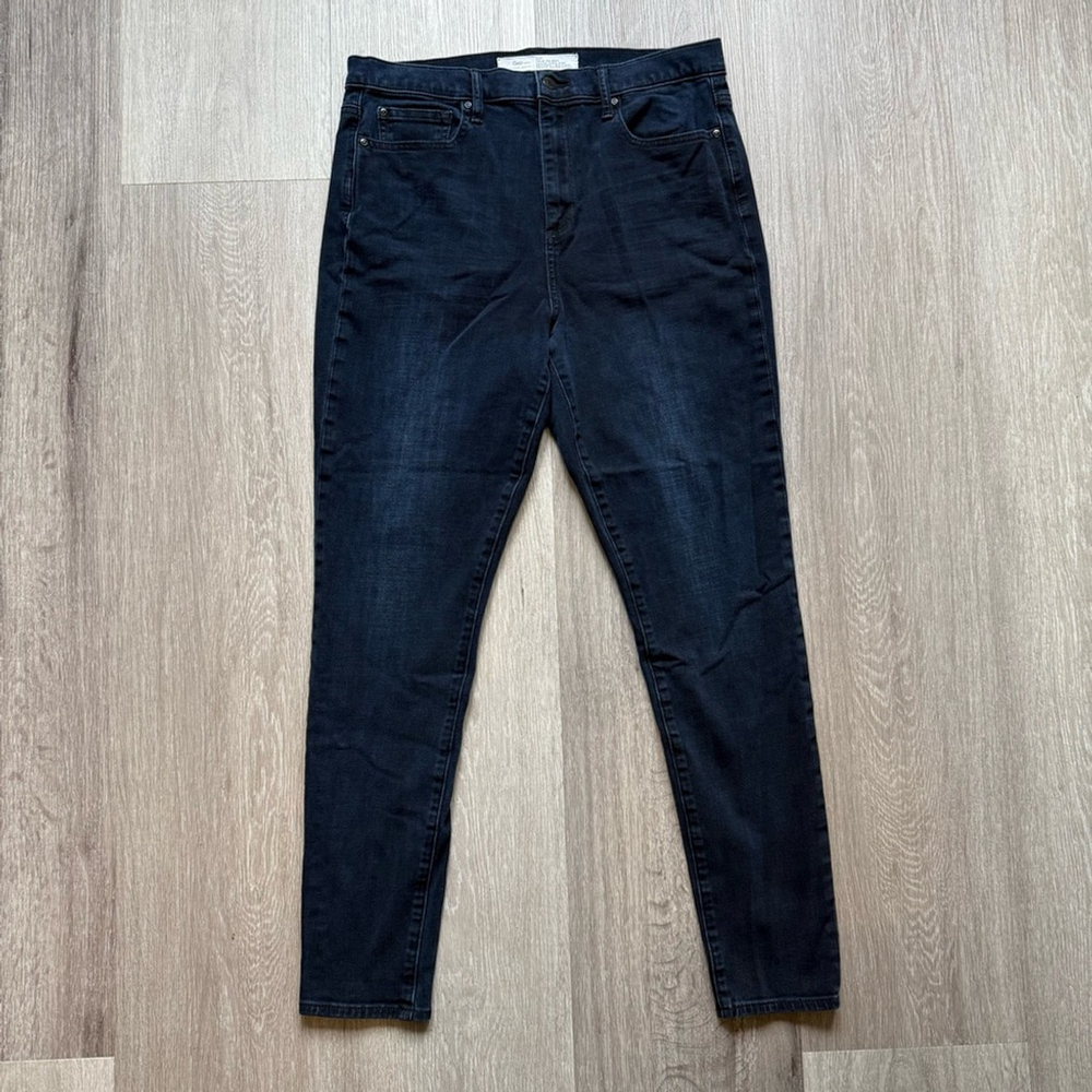 GAP Women's Skinny Jeans - Dark Blue